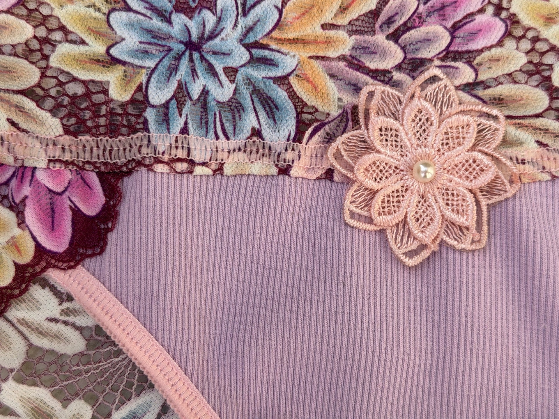Talita Bloom – Floral Lace Brief for Comfort and Elegance